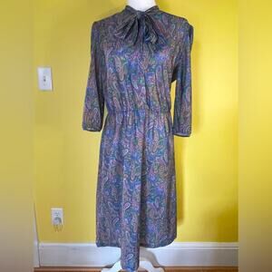 VINTAGE 70s paisley dress